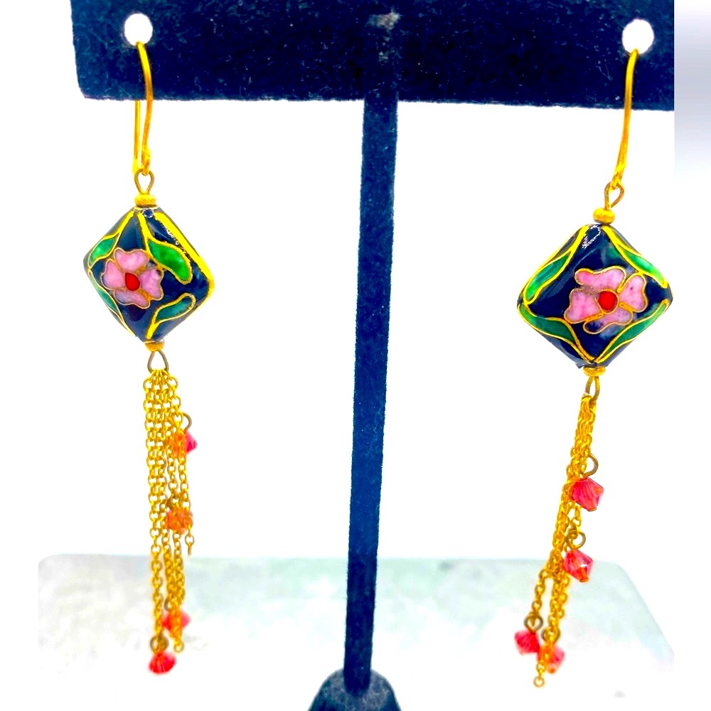 Vintage Cloisonné Black Enamel Gold Tone Pink Floral Design Pierced Earrings